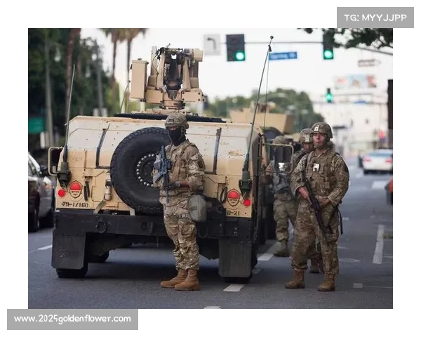 特朗普要求华盛顿指挥官队以其名命名新体育场,引发舆论争议 特朗普要求华盛顿指挥官队以其名命名新体育场,引发舆论争议